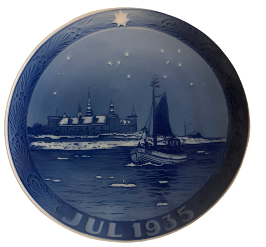 1935 Royal Copenhagen Christmas Plate