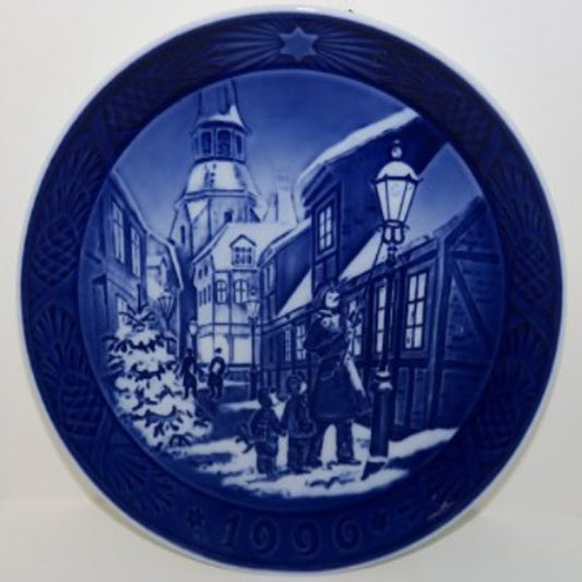 1996 Royal Copenhagen Christmas Plate