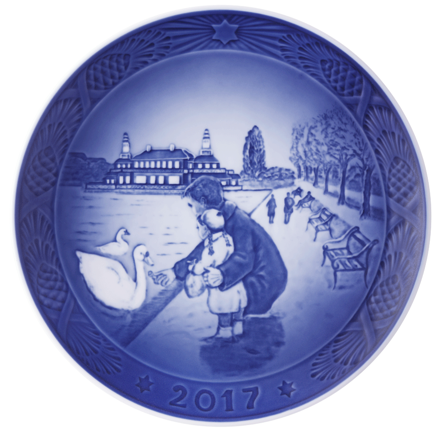 2017 Royal Copenhagen Christmas Plate