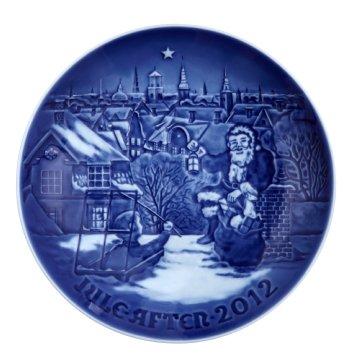 2012 Bing & Grondahl Christmas Plate – Dan Plate Trading